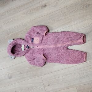 Patagonia pink baby furry friends fleece bunting 6-12m